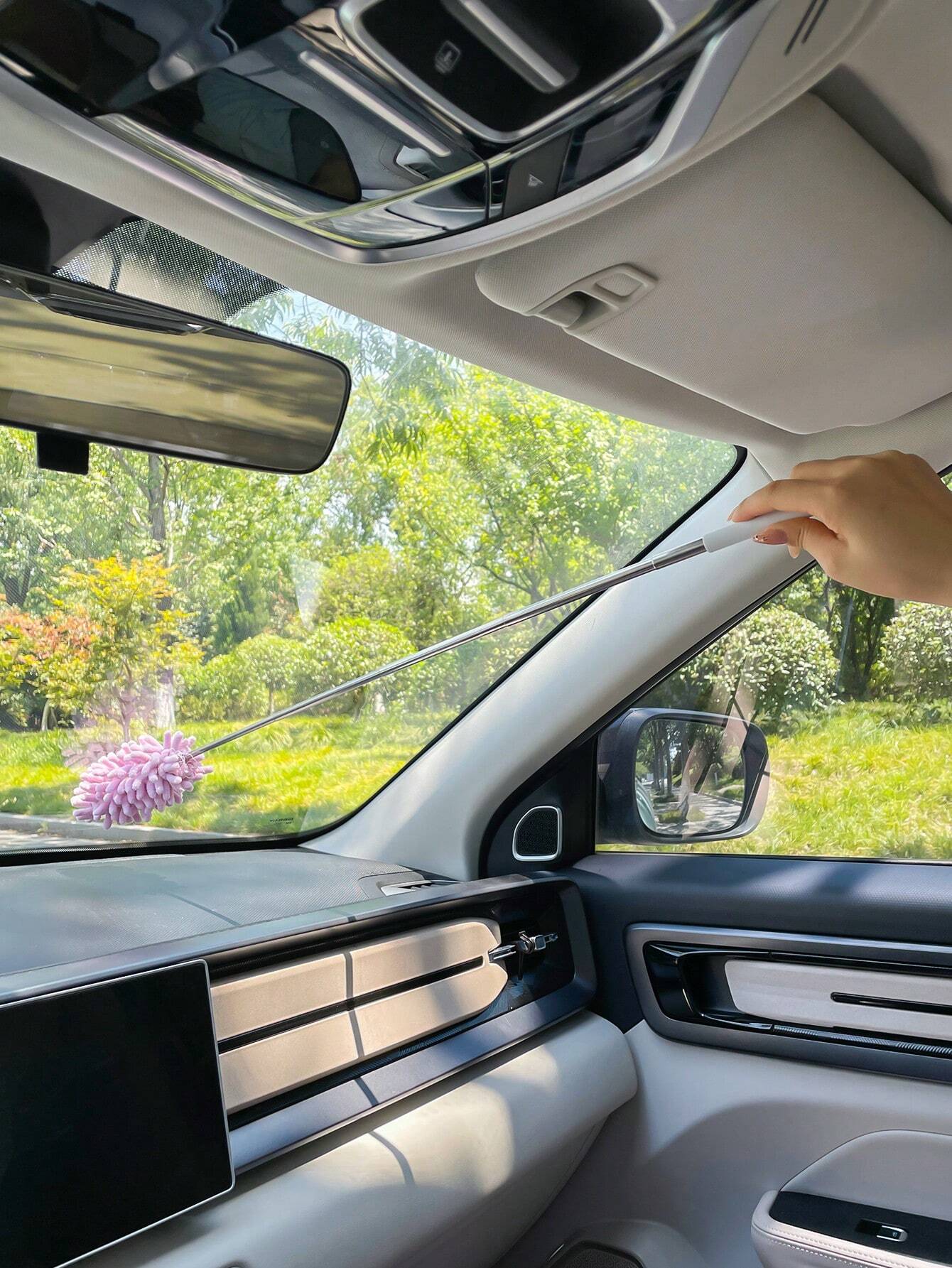 Expandable Anti-Static Duster  - Car Cleaning Brush のレビューと価格